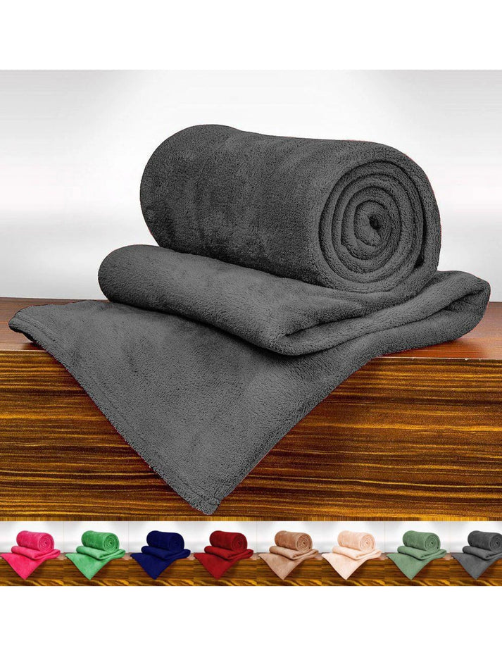 Kit com Duas Mantas Soft Casal Microfibra em Cores Variadas